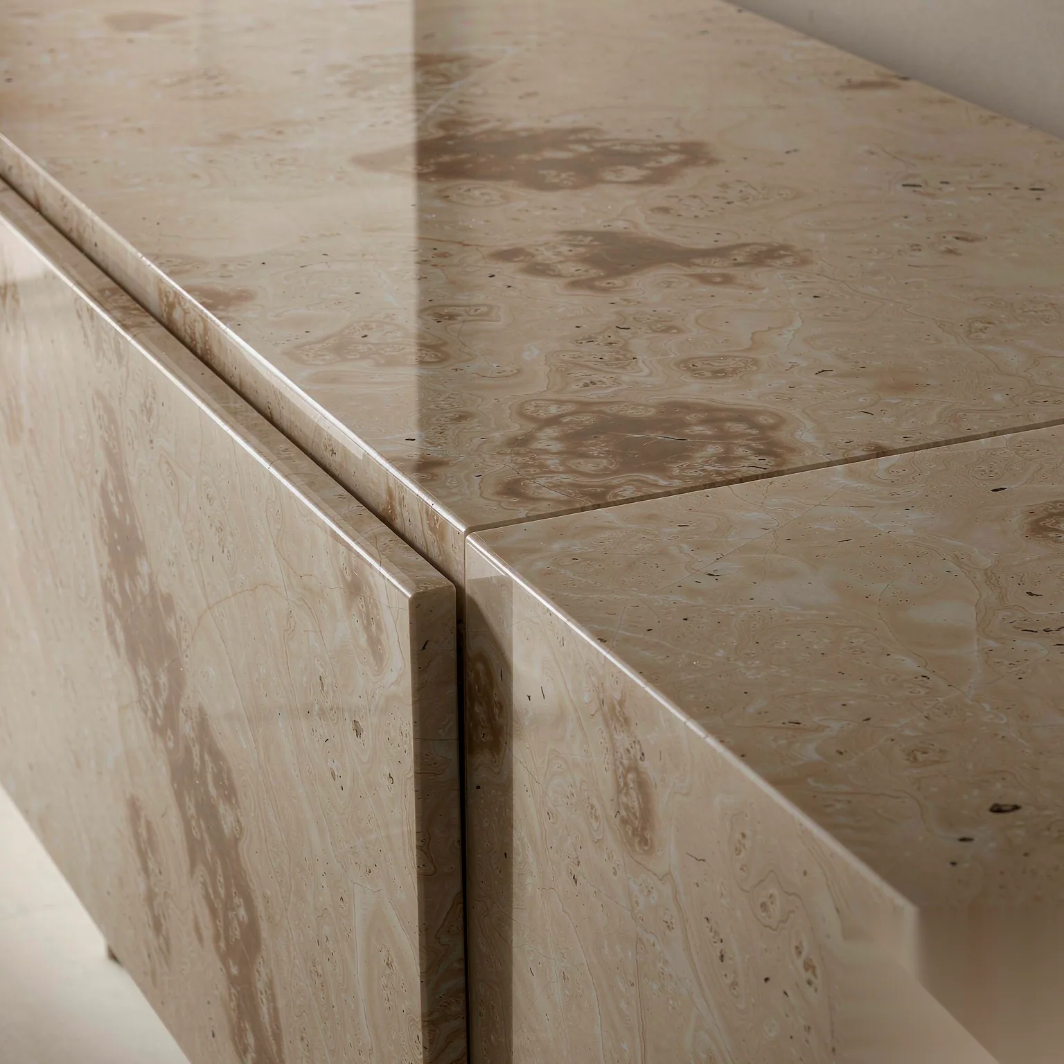 Omani Beige — Texture detail