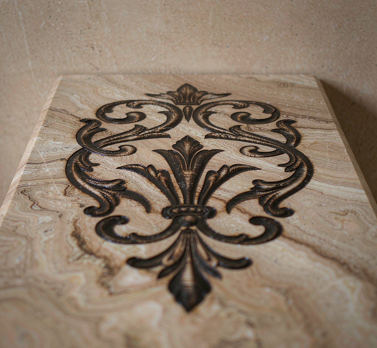 a laser-etched corporate logo on a polished marble slab 雷射蝕刻LOGO 高清石材鑒賞 - 香港恆生石材