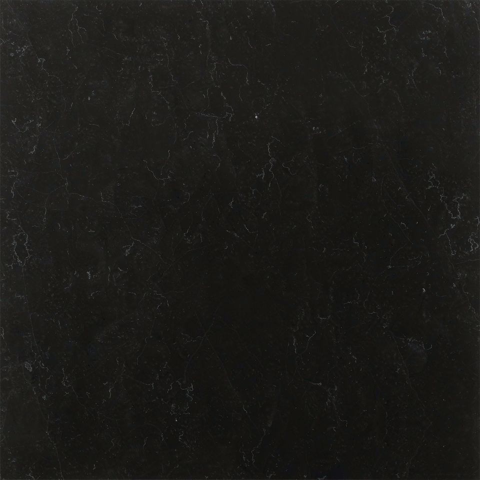煤炭黑 Coal Black Marble 石材樣板圖,黑色系,產地中國,產地中國,體積密度2.66 g/cm³,吸水率≤0.37%,莫氏硬度3,適用於地面、牆身、外牆、大堂