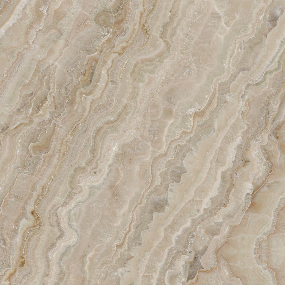 路易十四米黃 Louis XIV Beige Marble 石材樣板圖,米黃系,產地法國,產地法國,體積密度2.80 g/cm³,吸水率≤0.1%,莫氏硬度3,適用於地面、牆身、檯面、大堂、特色牆