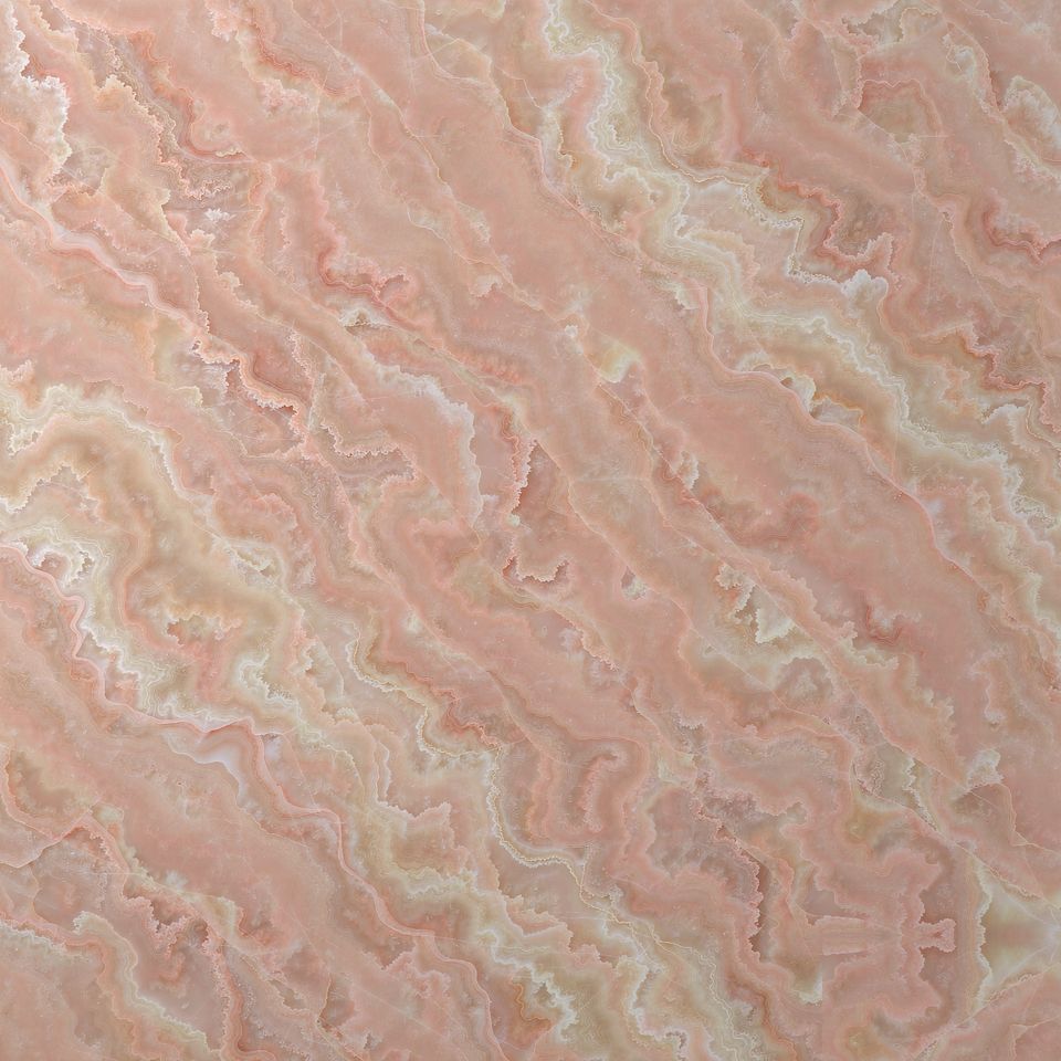 蜜桃粉 Peach Pink Marble 石材樣板圖，粉紅系，產地中國，產地中國，體積密度2.65 g/cm³，吸水率≤0.47%，莫氏硬度3，適用於牆身、檯面、特色牆、大堂、客廳