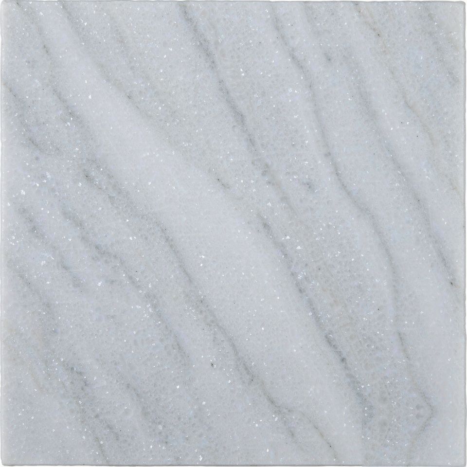雪晶白 Snow Crystal White Marble 石材樣板圖,白色系,產地希臘,產地希臘,體積密度2.67 g/cm³,吸水率≤0.48%,莫氏硬度4,適用於牆身、檯面、洗手間、客廳、大堂